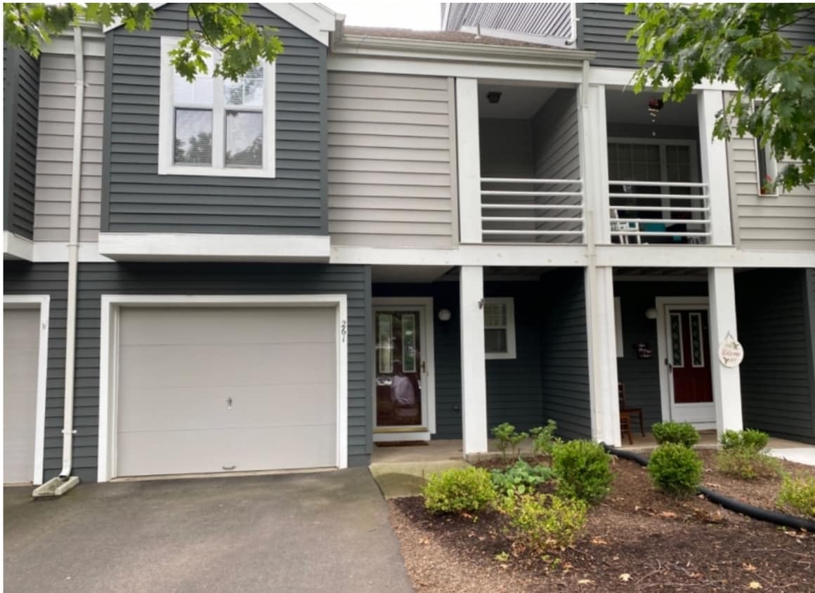 Foto principal - 261 Hedgerow Rd