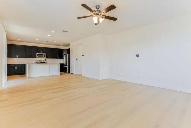 Building Photo - 11050 E Segura Ave