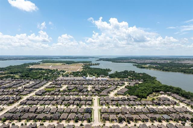 Foto del edificio - 721 Lake Pleasant Rd