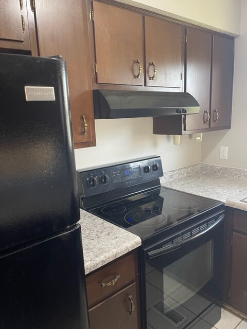 Building Photo - 3235 Lupine Dr