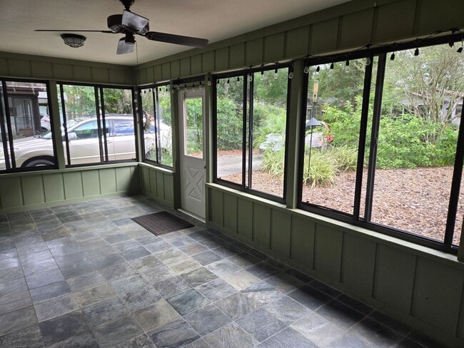 Building Photo - 2BR/2BA in Turkey Creek Forest 55+ Community