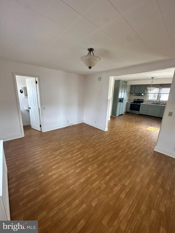 Foto del edificio - 5431 Trento Ave