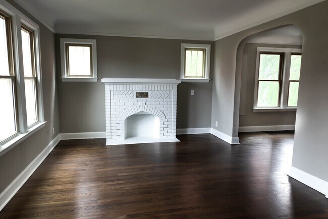 Foto del edificio - 789 Henrietta St