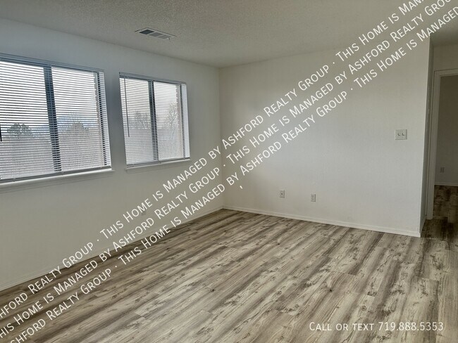 Foto del edificio - 1120 Yuma St