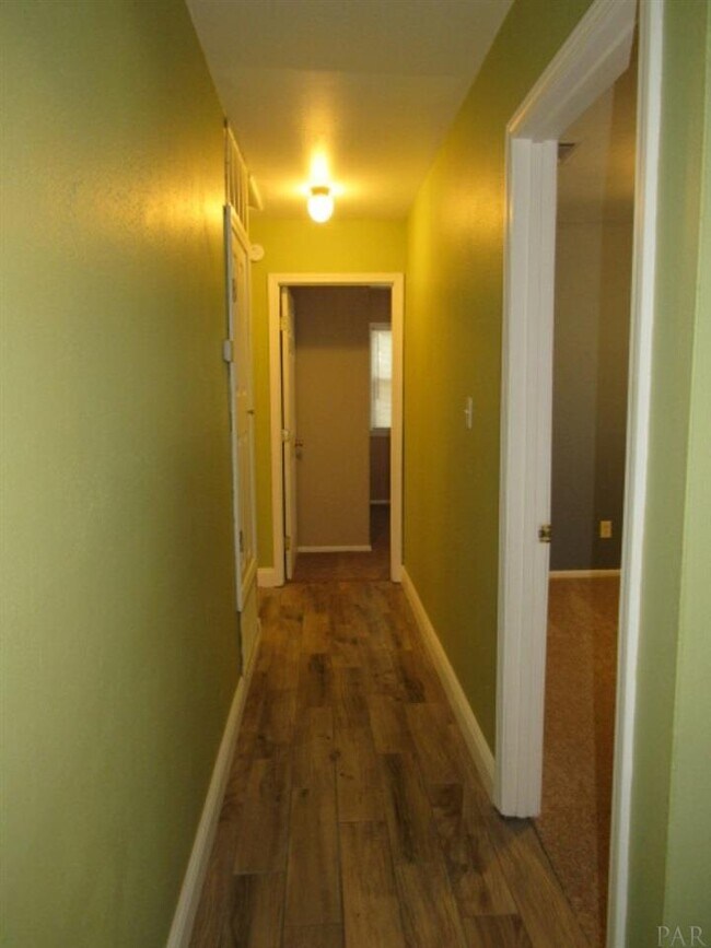 Building Photo - 5625 Graymont Ln