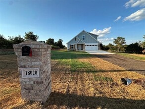 Building Photo - 18020 Lantana Loop