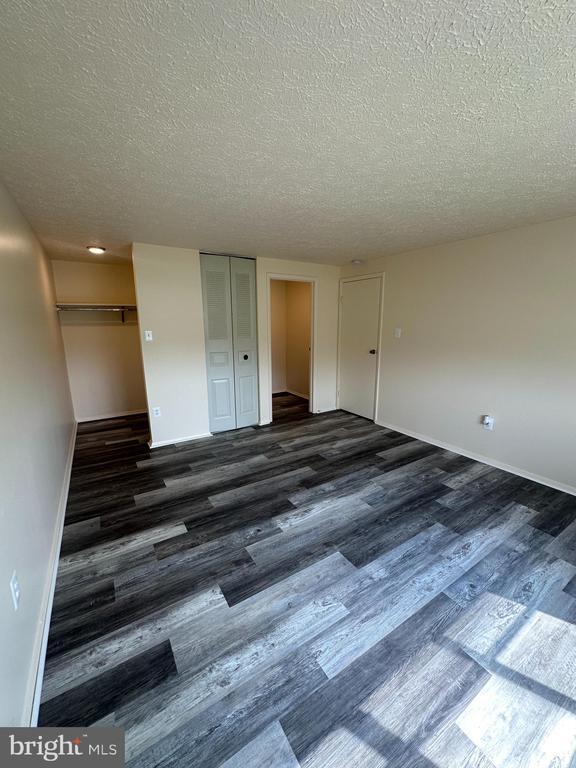Foto del edificio - 550 Heather Ridge Dr