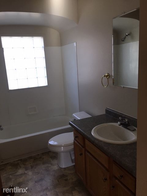 Building Photo - 3 br, 1 bath House - 2016 Houghton Ave