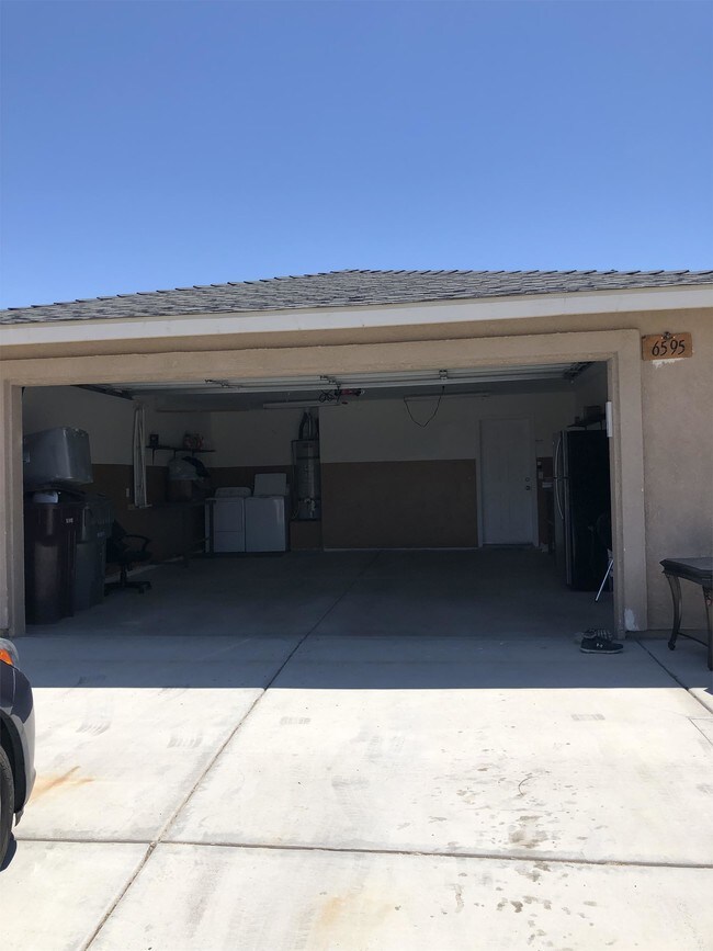 Building Photo - 6595 Persia Ave