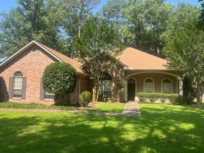 4917 Willow Chase Dr, Benton, LA 71006 House Rental in Benton, LA