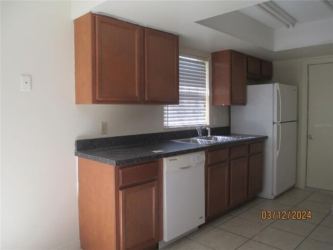 Building Photo - 92 Alderwood Dr