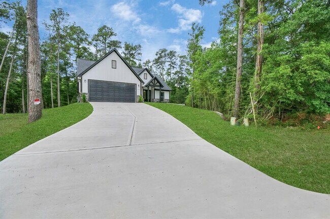 Foto del edificio - 12163 La Salle River Rd