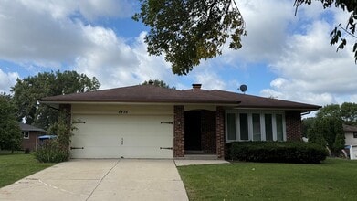 Building Photo - 8456 Dixon Ct