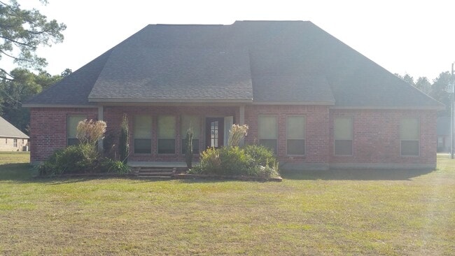Building Photo - 135 Eagle Pt Dr