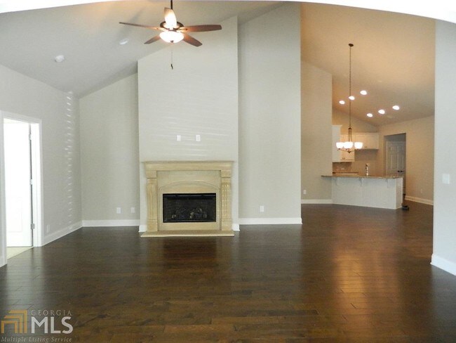 Building Photo - 6057 Brookhaven Cir