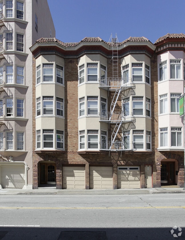 Building Photo - 970 Bay St