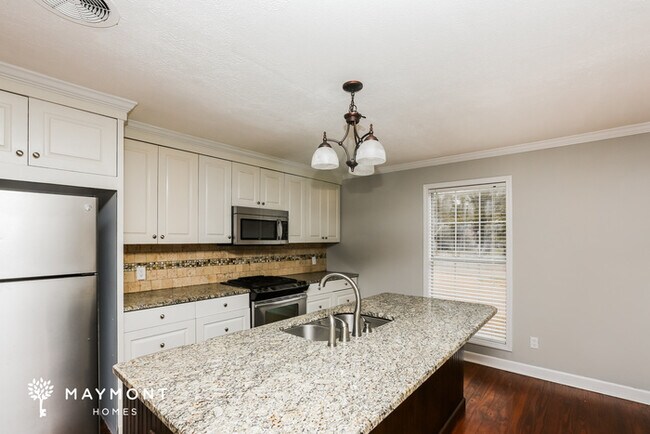 Building Photo - Welcoming Home in Ridgeland,	MS