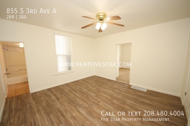 Building Photo - 855 S 3rd Ave