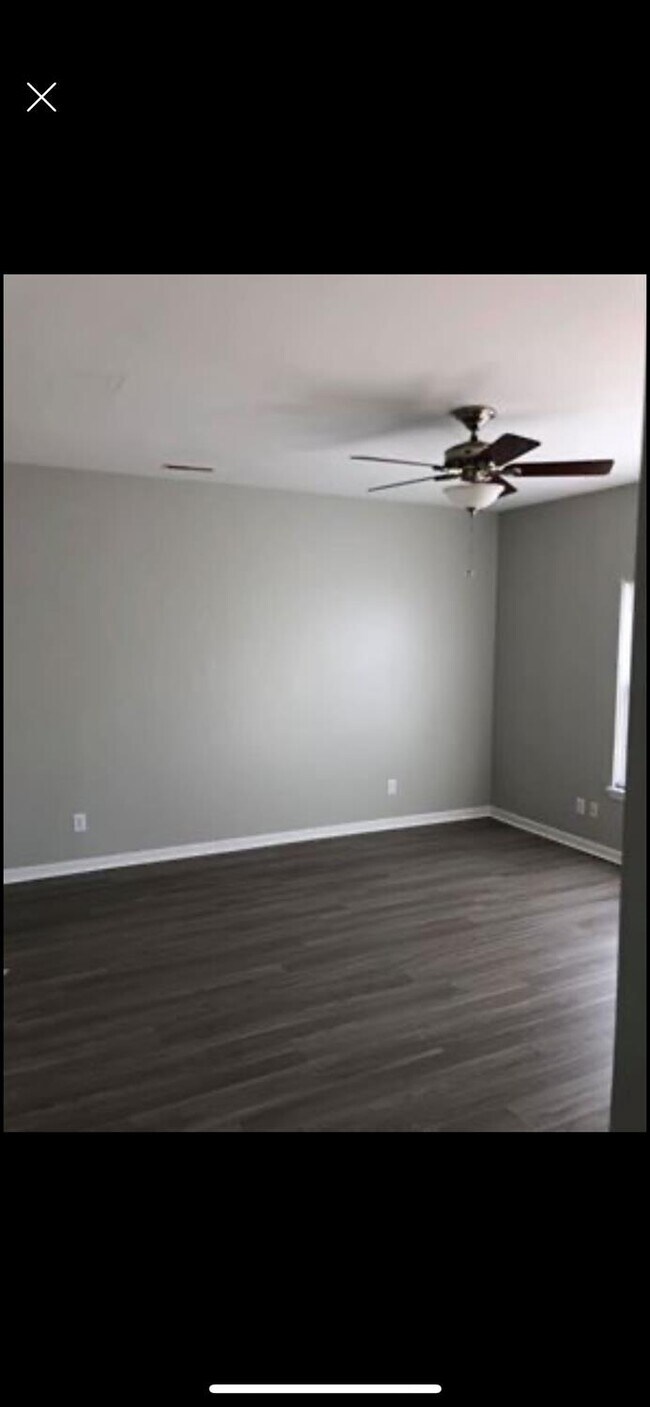 Foto del edificio - 115 Alexander Path