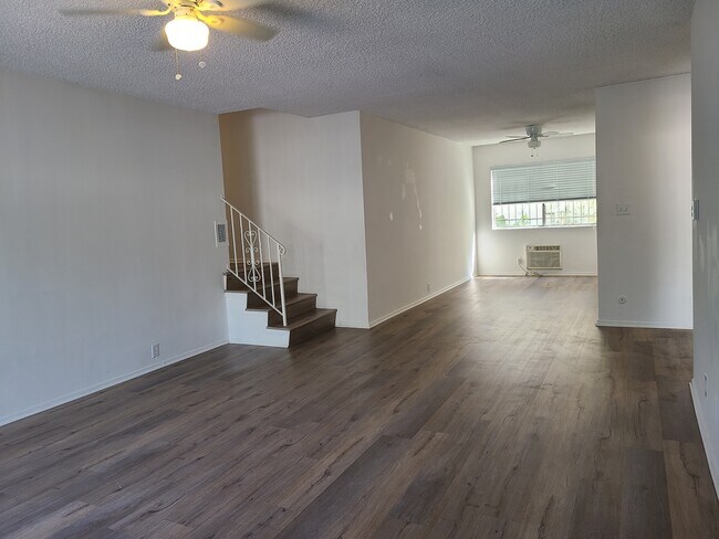Building Photo - 7050 Waring Ave