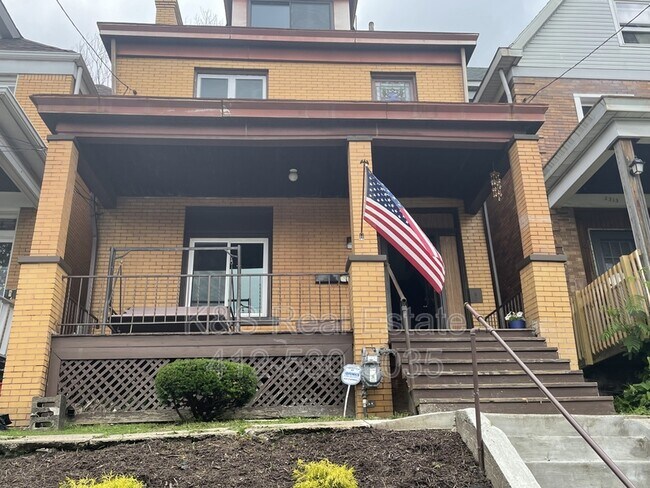 Foto del edificio - 2311 Valera Ave