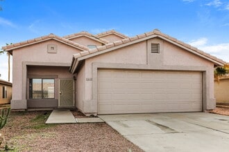 Building Photo - 10641 W Piccadilly Rd