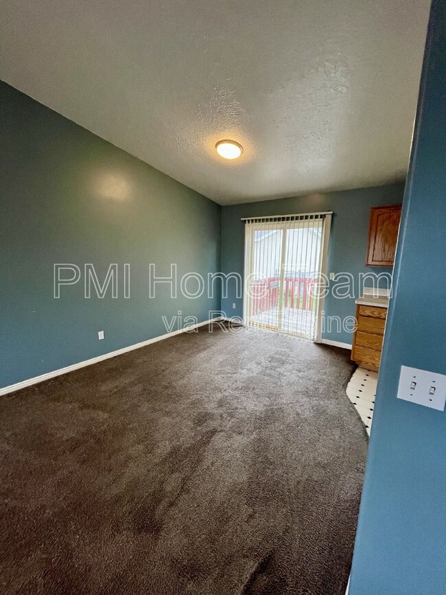 Foto del edificio - 1222 Willard Peak Dr