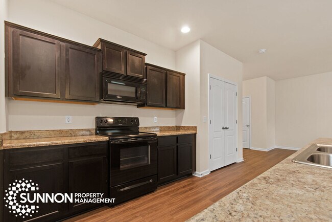Foto del edificio - 3 Bed/2.5 Bath Home Close to Mountain Isla...
