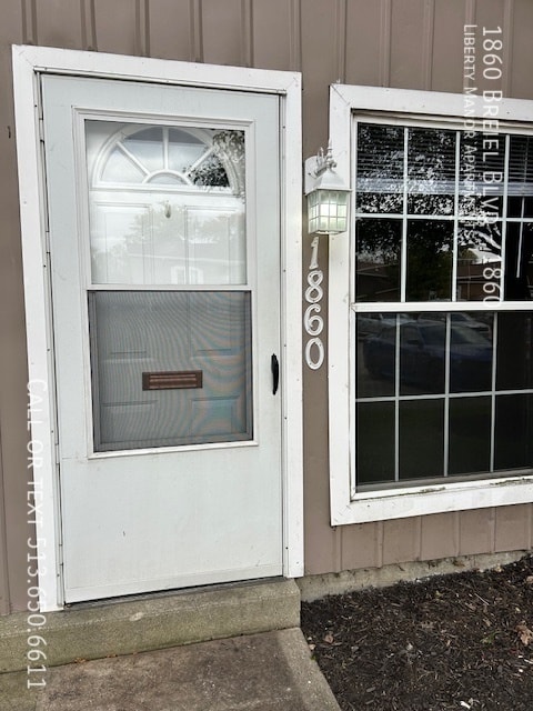 Photo - 1860 S Breiel Blvd Apartment