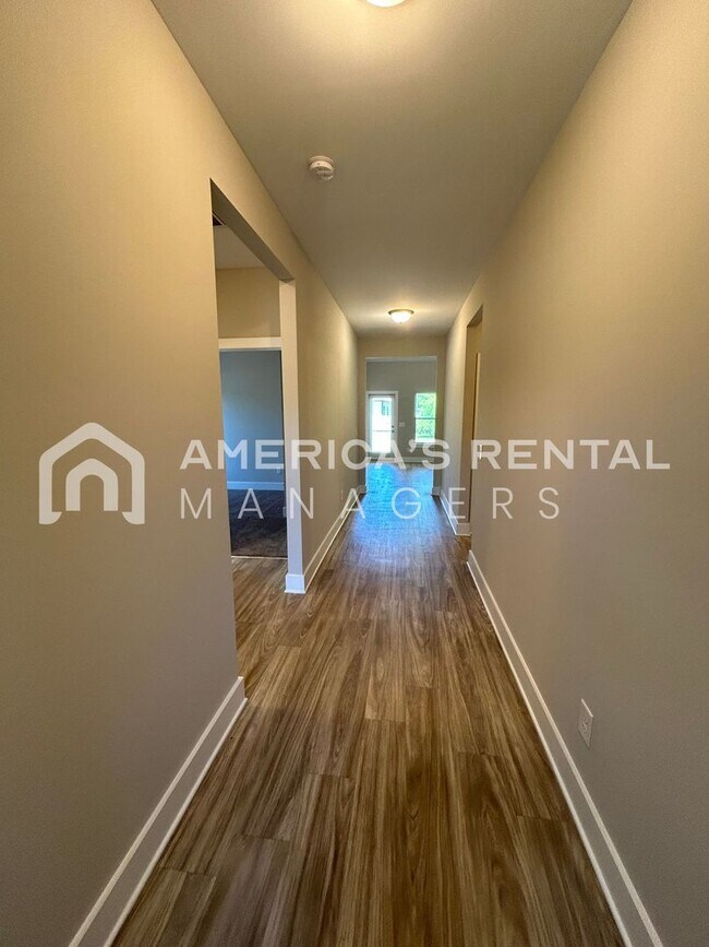 Foto del edificio - Home for Rent in Brookwood, AL! Available to view now!!!