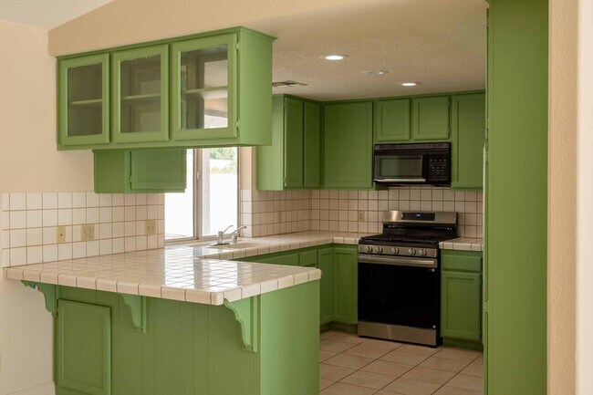 Foto del edificio - 9673 Vista Del Valle