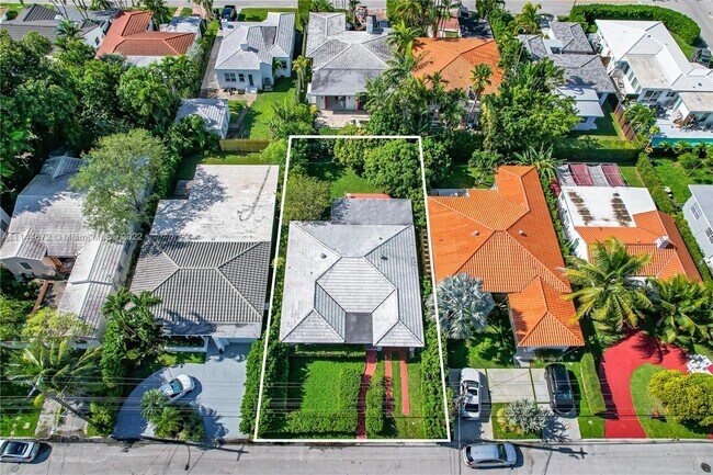Foto del edificio - 8942 Byron Ave