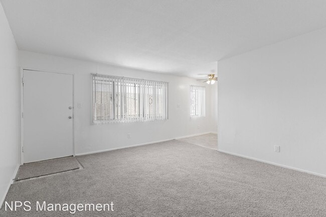 Building Photo - 2 br, 1 bath Apartment - 1128 E 12th Stree...