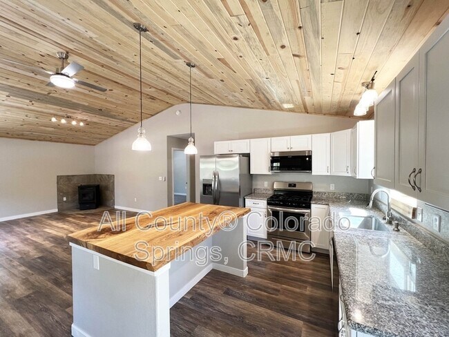 Foto del edificio - 291 Meadows Ln