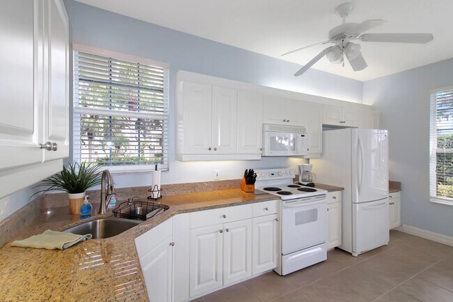 Foto del edificio - 102 Woodbridge Dr