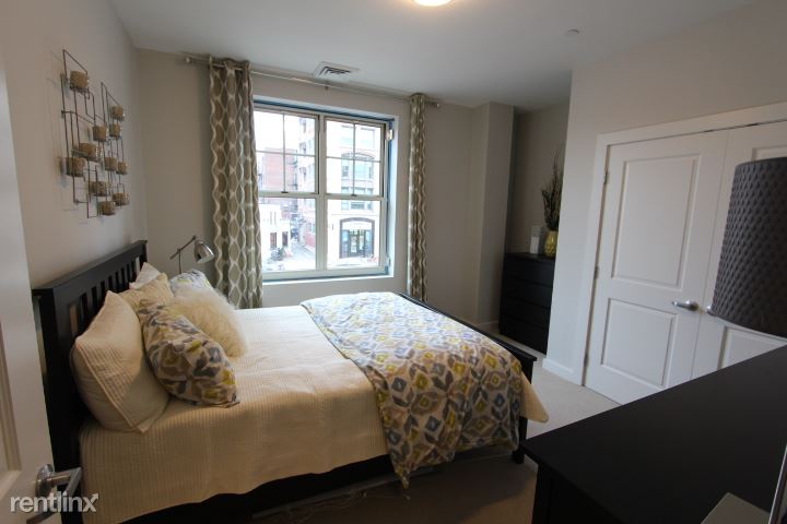 Foto del edificio - 628 Massachusetts Ave