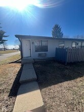 Building Photo - 2000 Indianapolis Rd