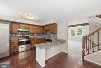 Building Photo - 14126 RED RIVER Dr