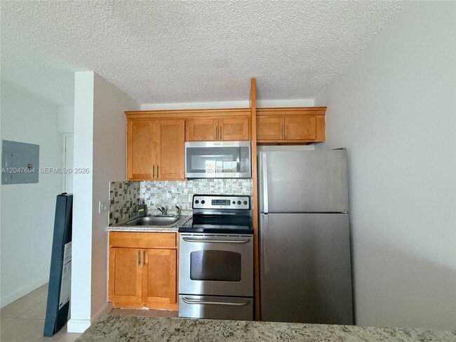Foto del edificio - 8260 SW 210th St