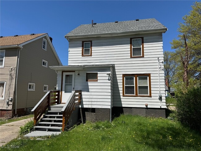 Building Photo - 9702 Park Heights Ave