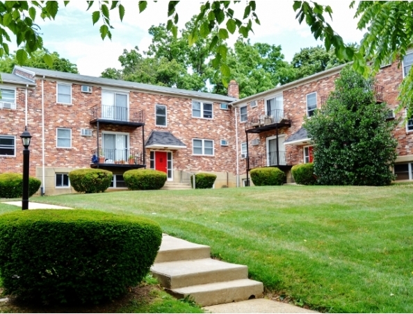 Building Photo - Paoli Place South Apartments