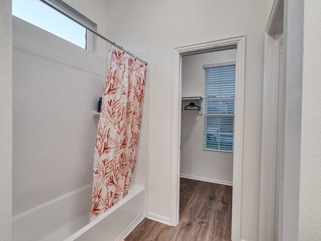 Foto del edificio - 403 Magnolia Ln