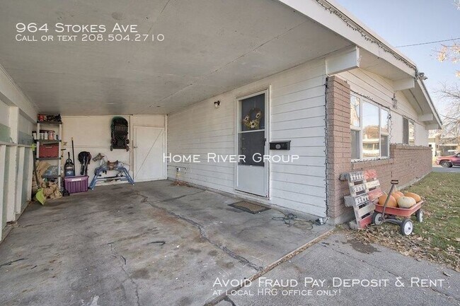 Foto del edificio - 964 Stokes Ave