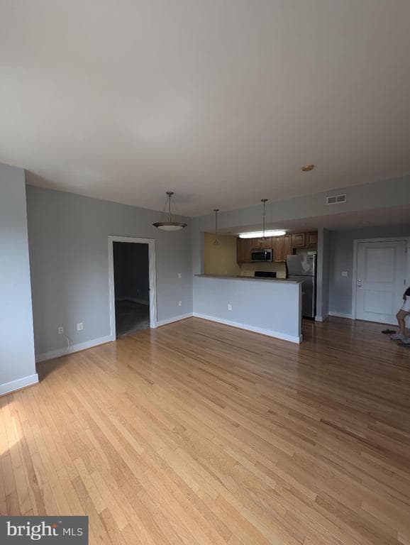 Building Photo - 400 Renfro Dr