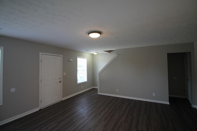 Building Photo - 438 Miles Rd