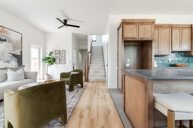 Building Photo - 1005 N Kelham Ave