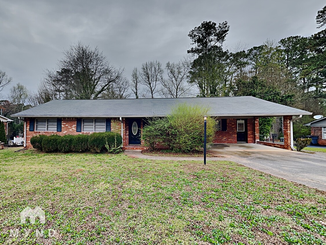 Primary Photo - 152 Robin Hood Dr