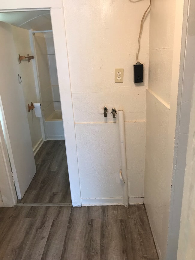 Foto del edificio - 201 N Main St