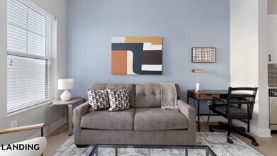 Building Photo - 15401 Chenal Pkwy