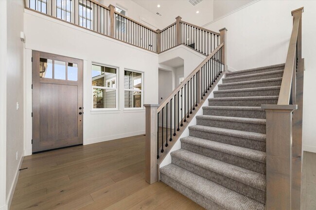 Foto del edificio - 4 Bedroom For Rent in The Estates of Dry Creek Ranch – Boise, Idaho